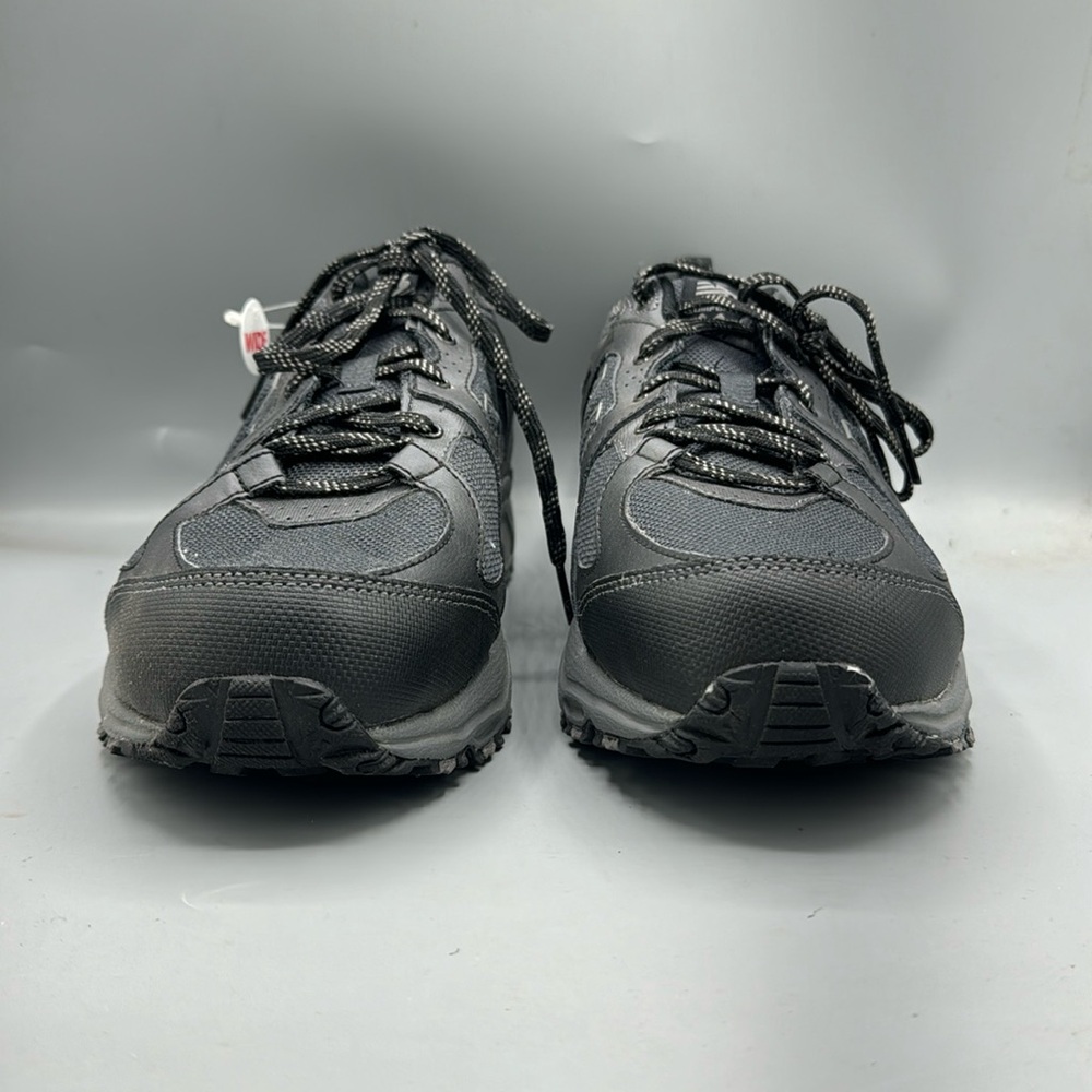 New Balance trail running shoes‎